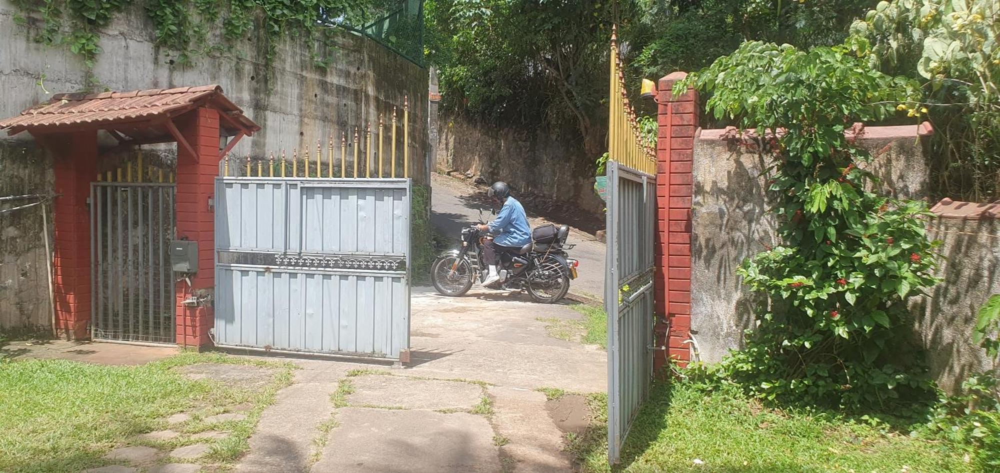 No 06 Veediya Bandara Lane Bahirawakanda Kandy Luaran gambar